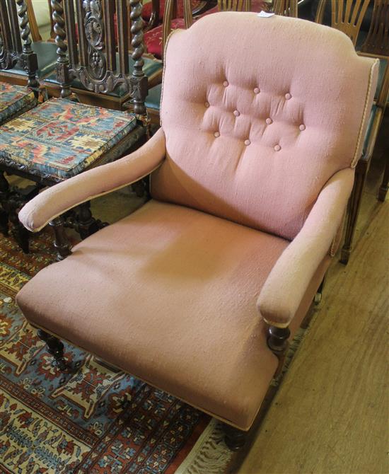 Victorian mahogany buttoned back armchair(-)